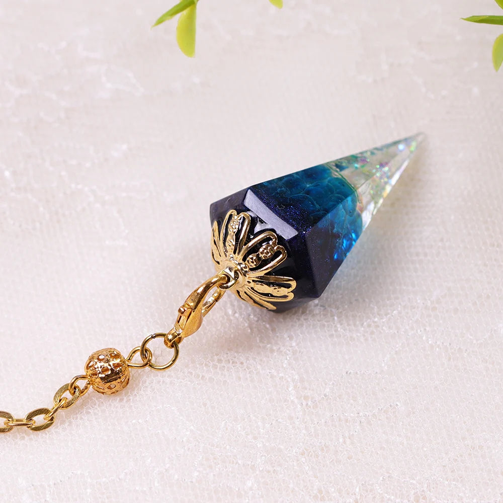 Healing Pendulum for Divination Blue Quartz Pendulums Natural Stone Taper Pendulums Reiki Crystal Pendant